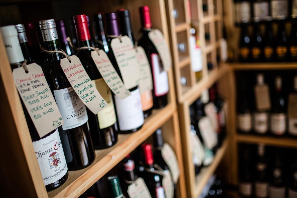 Byrnes Wine Dine Stay Ennistimon Buitenkant foto