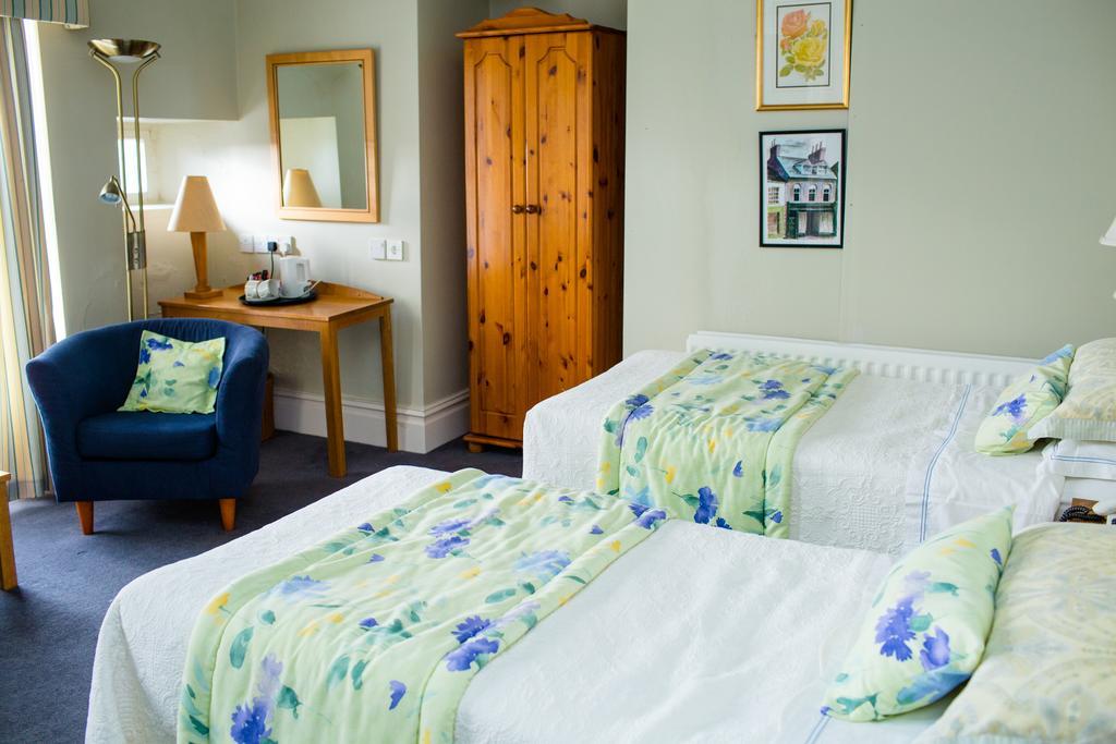 Byrnes Wine Dine Stay Ennistimon Kamer foto